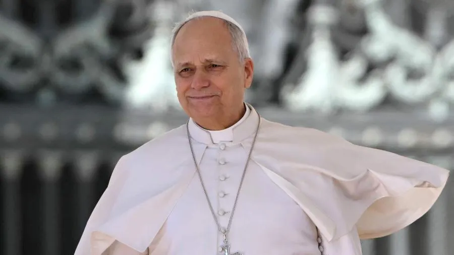Papa alerta contra "idolatria" que corrompe projetos políticos e económicos