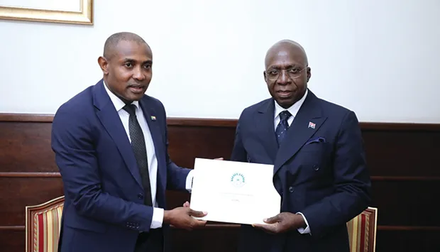 Presidente das Comores escreve para João Lourenço