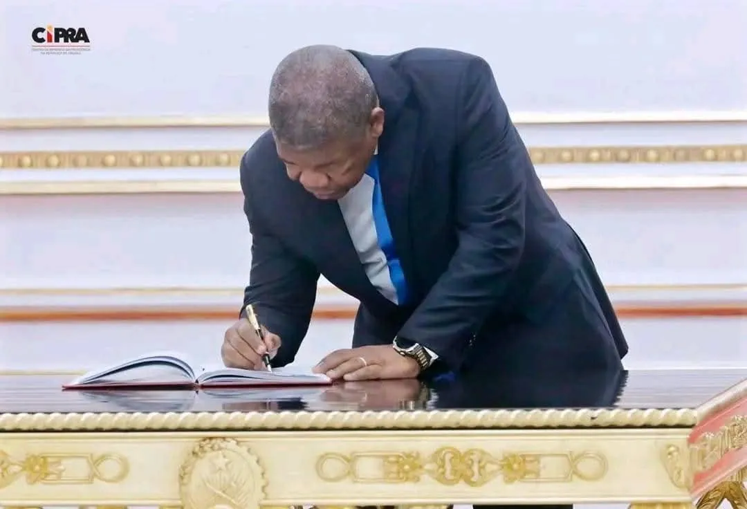 Presidente da República nomeia três novos secretários de Estado