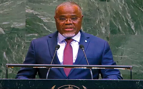Angola defende aposta global em estradas seguras