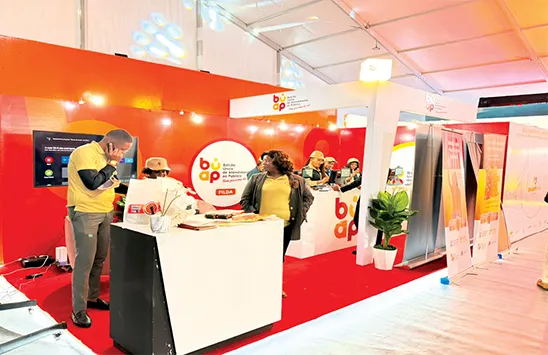 MAT monta stand com BUAP na FILDA