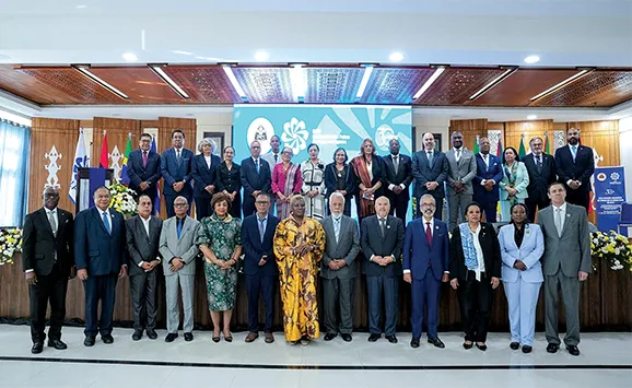 Angola apresenta avanços na modernização administrativa