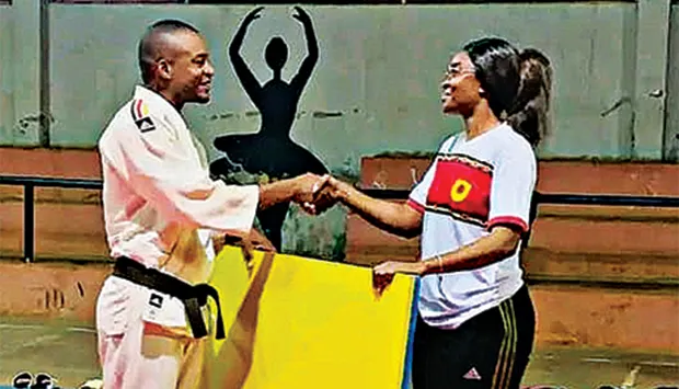 Academias de judo têm novas peças de tatames