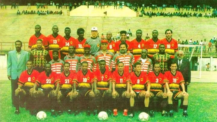 FAF homenageia obreiros do CAN da África do Sul