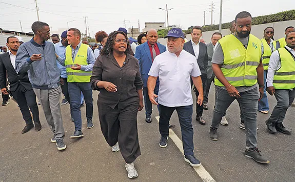 Governo Provincial reabre ruas no Morro Bento
