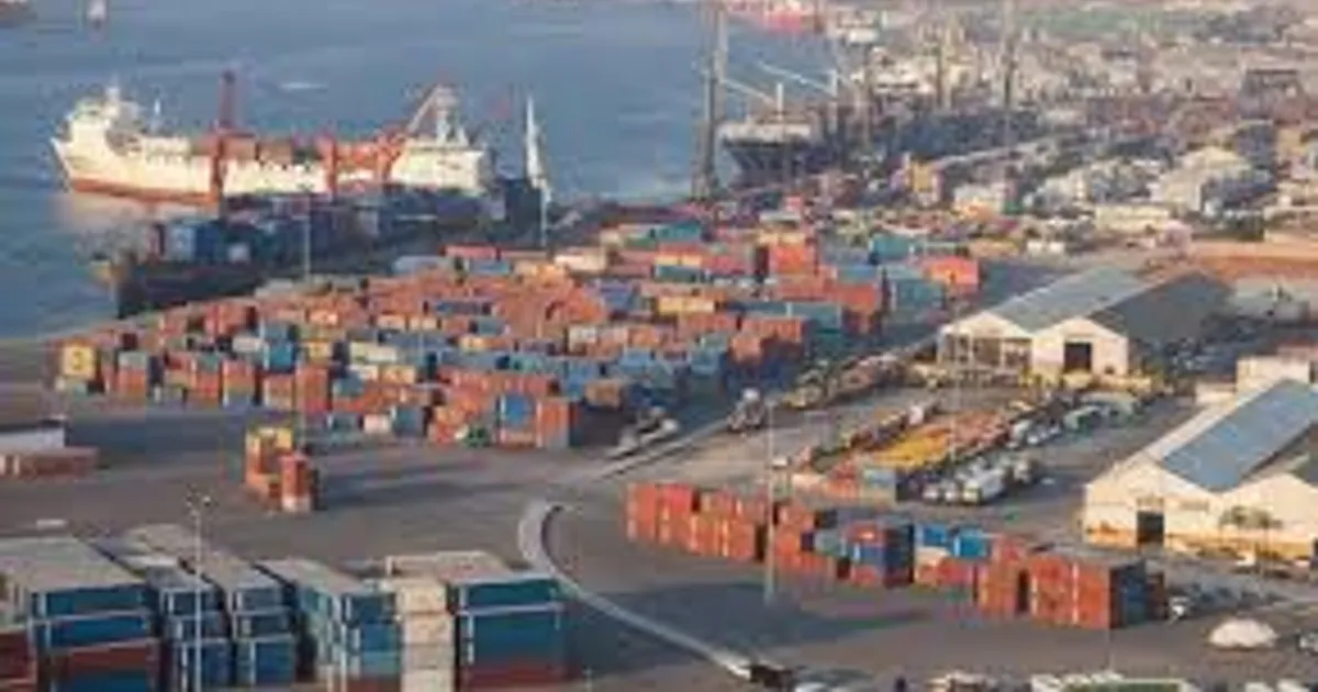 SIC trava exportação de 100 contentores carregados de quartzo para China