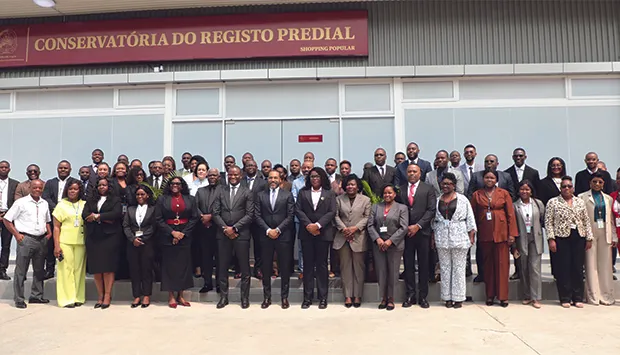 Empresários angolanos e chineses têm serviços da Justiça mais perto
