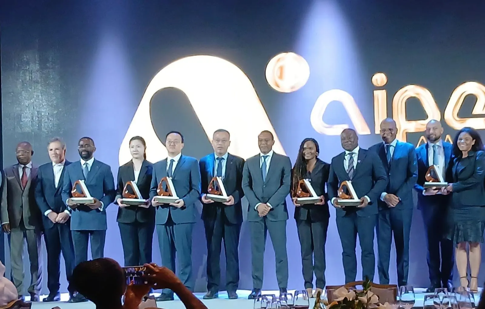 Huatong Angola Industry distinguida como Investidor do Ano nos AIPEX Awards 2026
