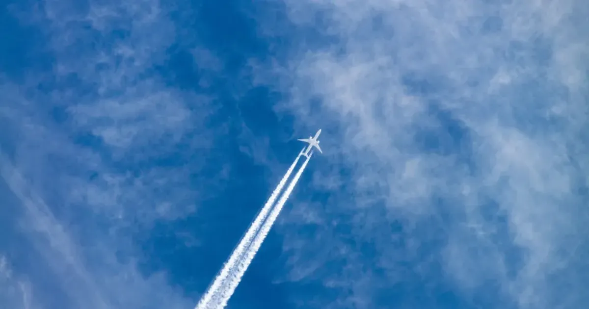 Linhas aéreas da Tanzânia e Suriname proibidas de voar para União Europeia
