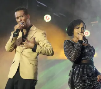 Beto Dias e Suzanna Lubrano revivem sucessos e partilham arte com alegria