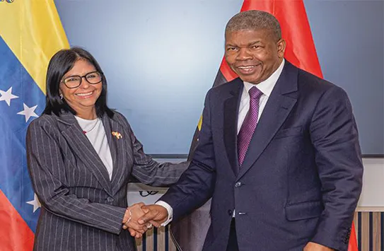 Chefe de Estado mantém encontro com Presidente interina da Venezuela
