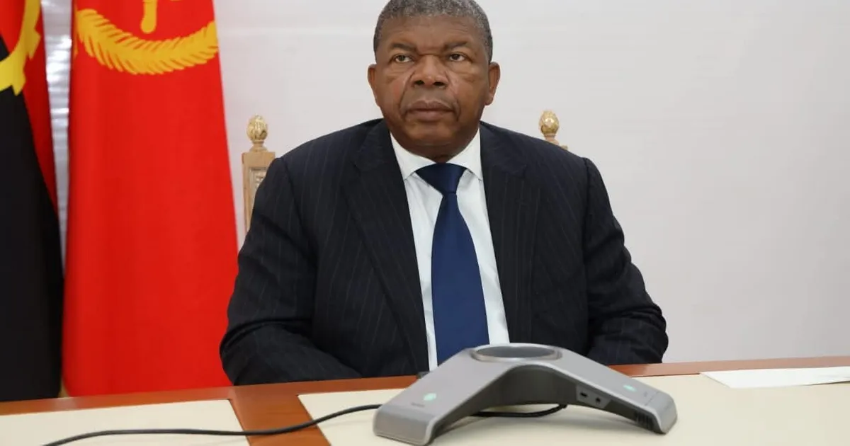 João Lourenço e Azali Assoumani abordam reforço das relações bilaterais