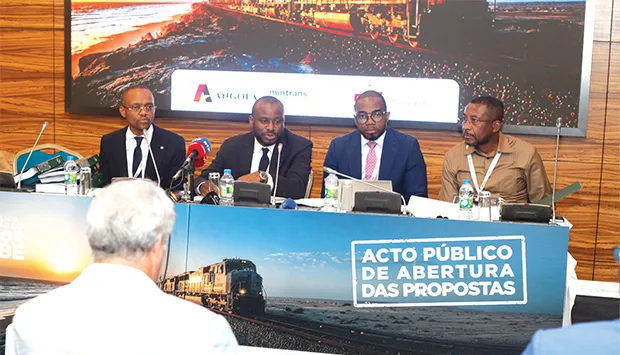 Três empresas concorrem pelo Corredor do Namibe