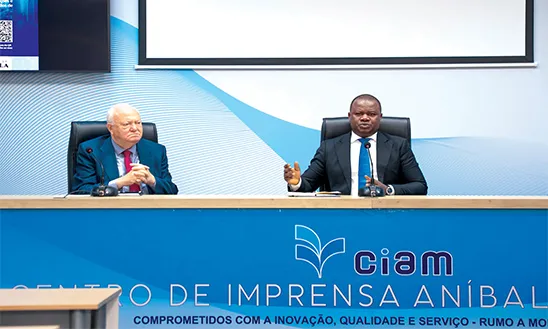 Prevenção de conflitos e promoção da paz são discutidas em Luanda