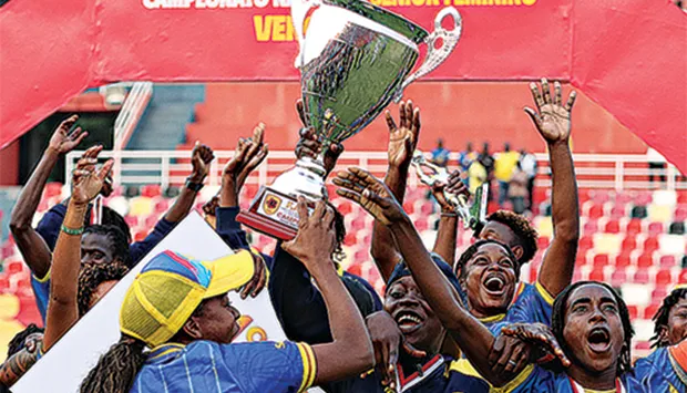 Petro revalida troféu do Nacional Feminino