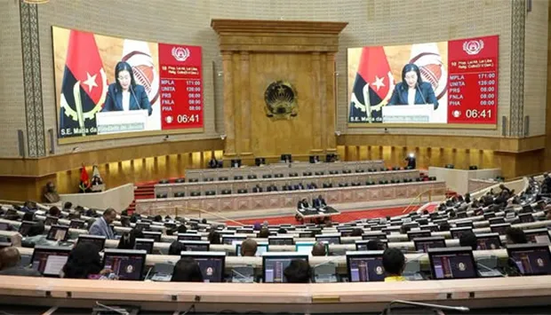 Parlamento aprova revisão da Lei sobre Liberdade Religiosa
