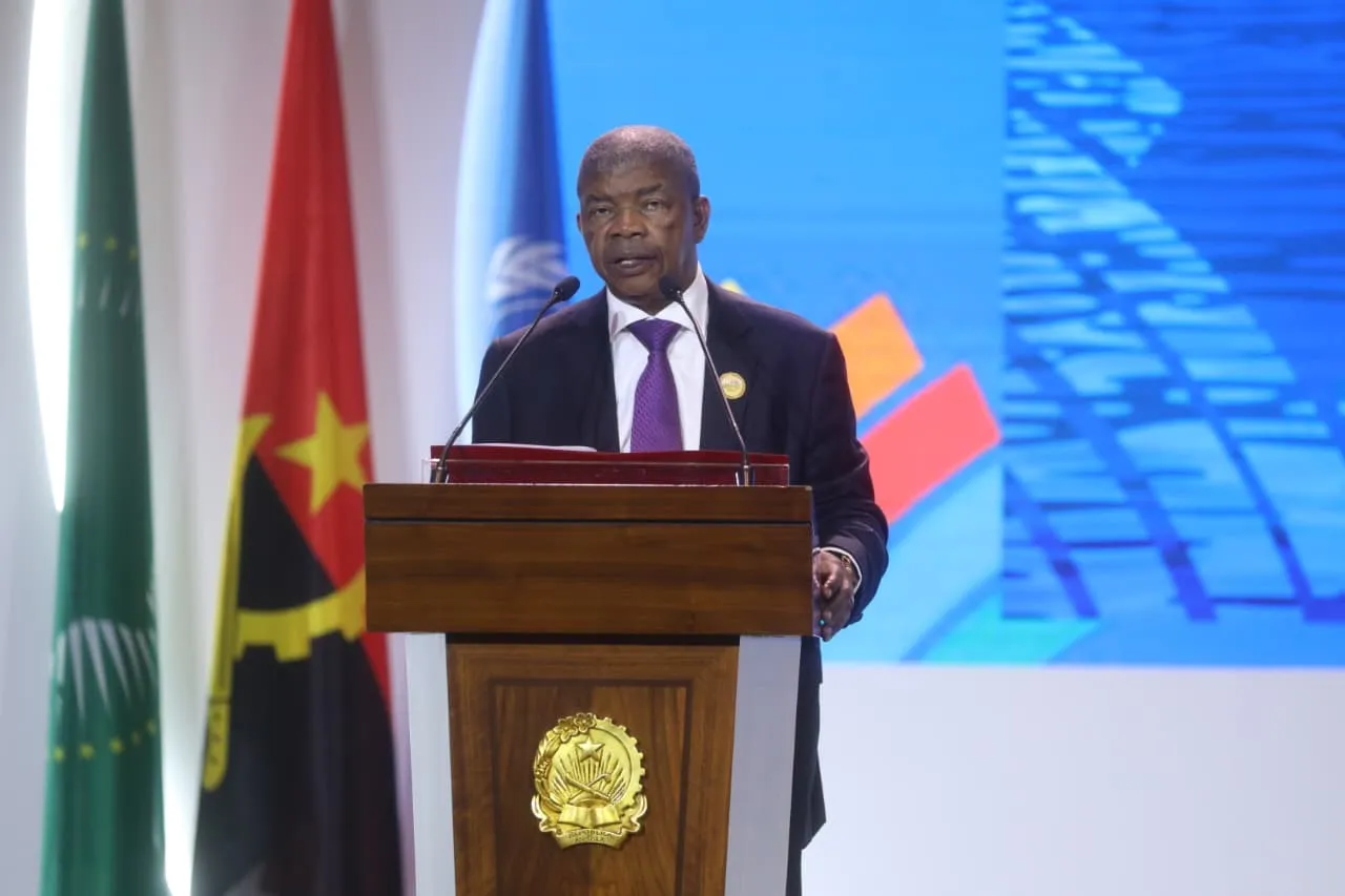 Presidente da República defende superação da insegurança e da instabilidade em África