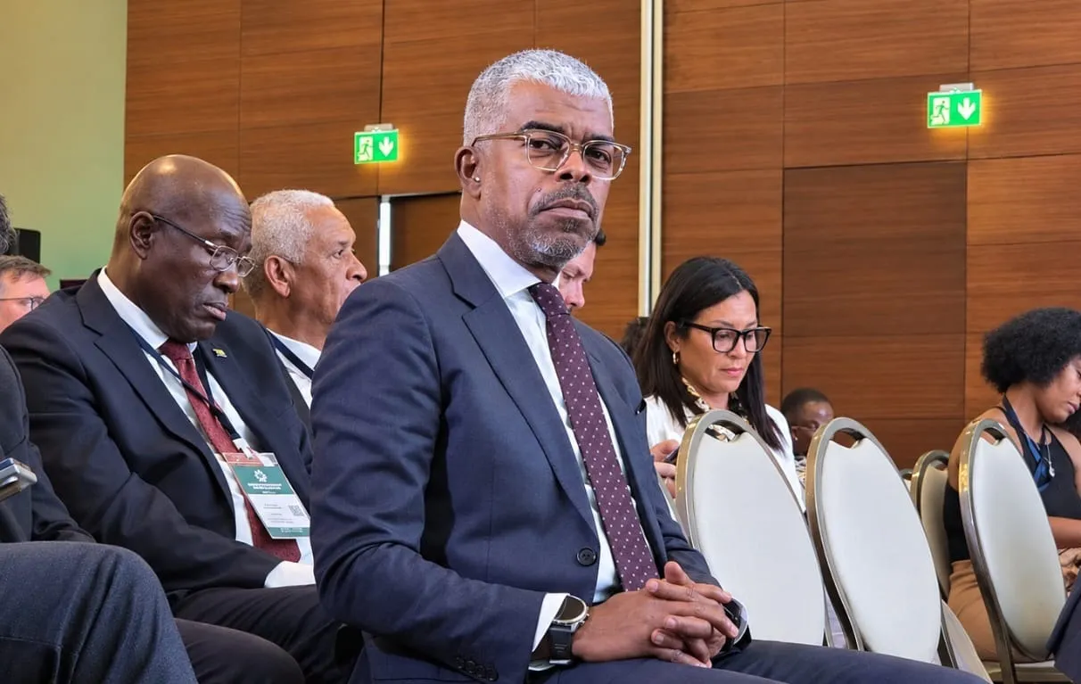 Ministro dos Transportes defende reforço no investimento privado para o crescimento sustentável