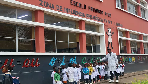 Formação e valorização marcam desafios da profissão docente