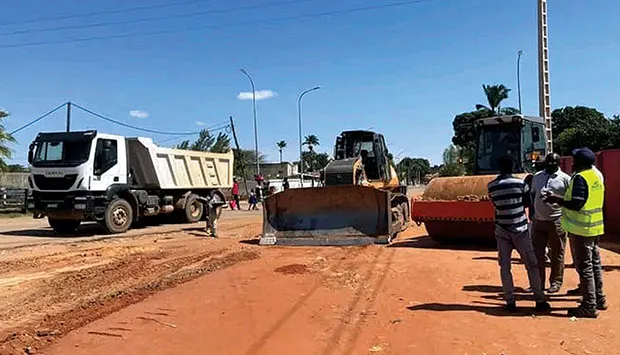Estradas no Huambo vão ser terraplanadas