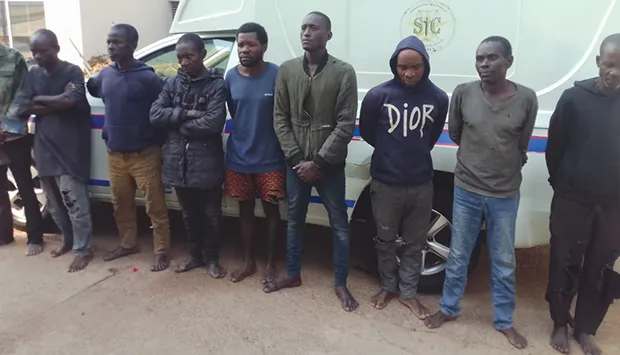 Nove cidadãos são detidos por garimpo de diamantes