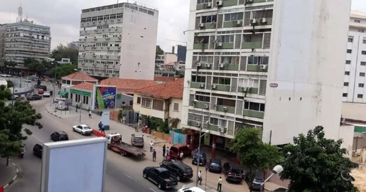 Ingombota com circulação rodoviária condicionada no sábado