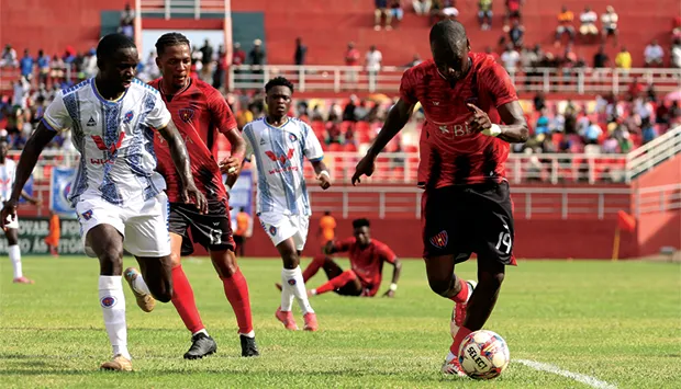 Interclube e Desportivo da Huíla abrem a 9.ª jornada do Girabola no Estádio 22 de Junho, com horário referido como 15h00 e 15h30