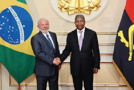 João Lourenço felicita Lula da Silva pela vitória nas eleições