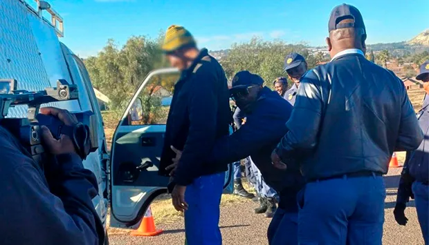 África do Sul: Polícia detém 8.896 estrangeiros em 14 dias