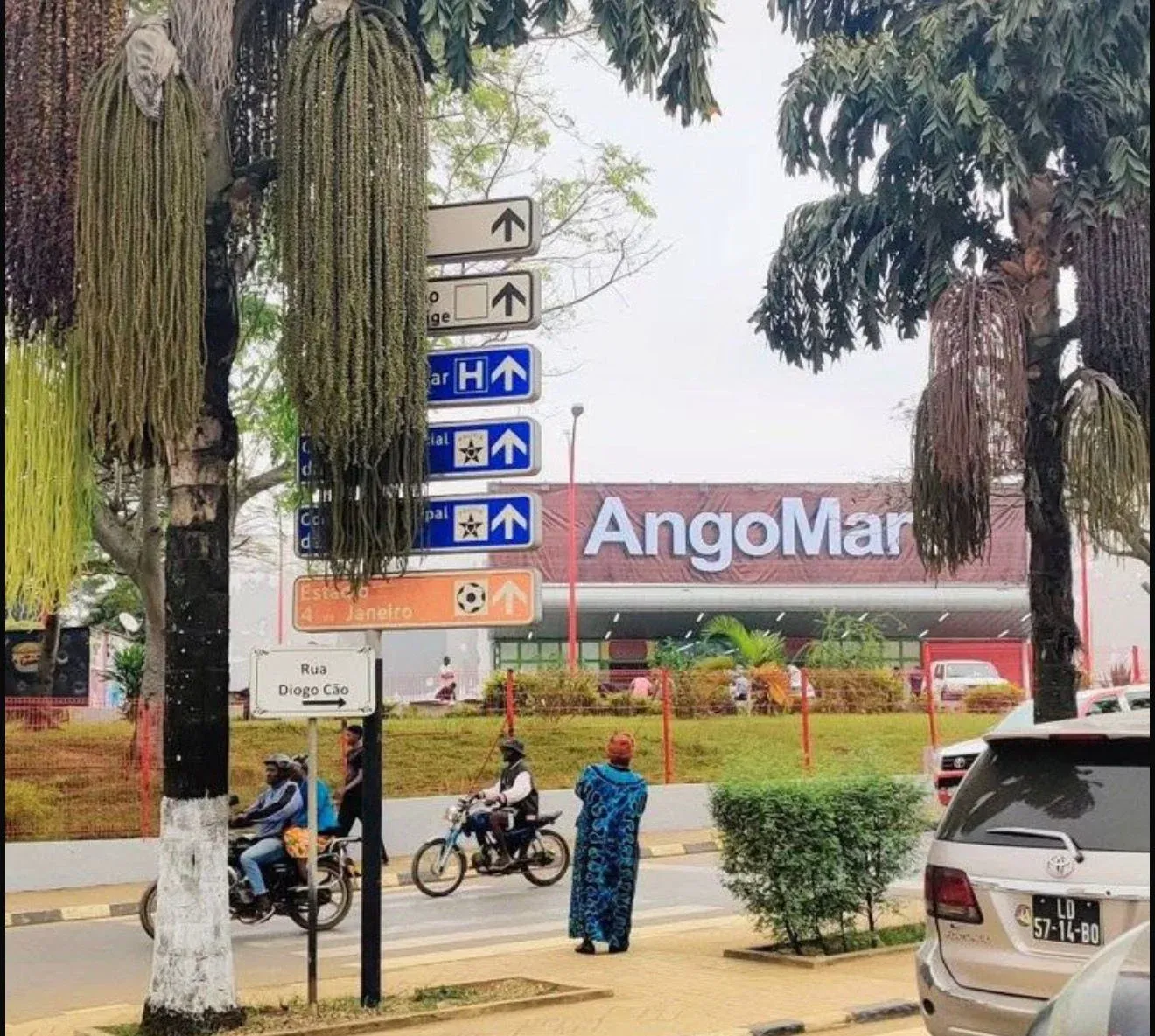 IGAPE adjudicou à Pomobel, mas Nosso Super Uíge abre como loja AngoMart