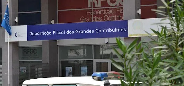 Noventa por cento das receitas fiscais de Angola dependem de 633 empresas