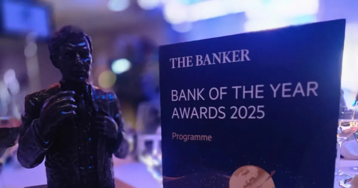 Standard Bank distinguido como Banco do Ano em Angola pela The Banker