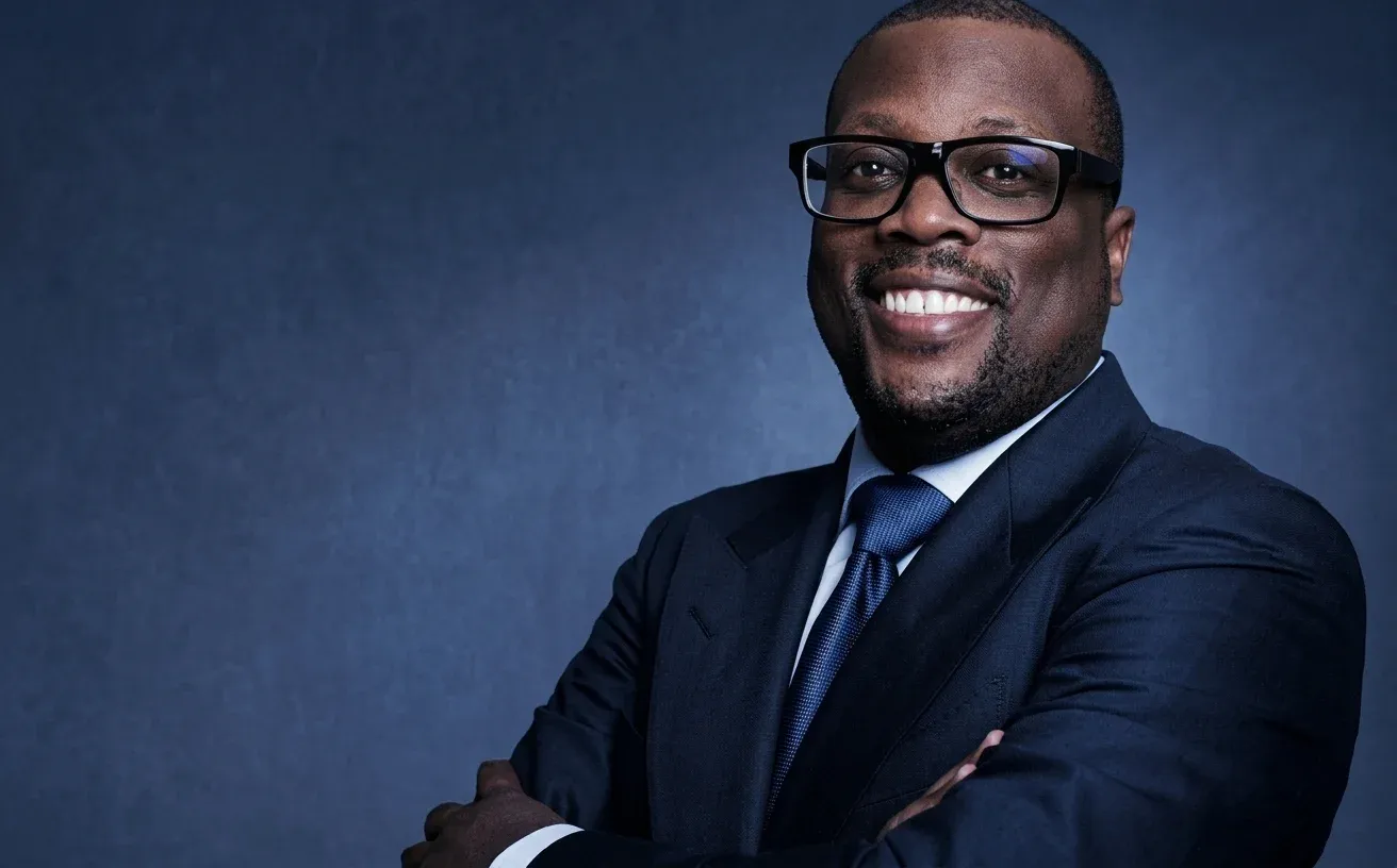 N’Gunu Tiny – Fundador, Presidente e CEO do Emerald Group