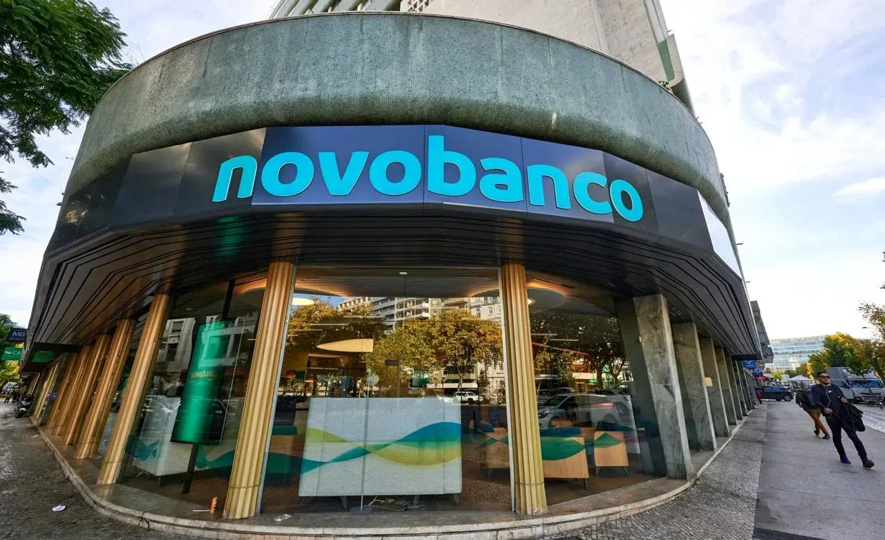 Nasceu com o BES, sobreviveu à resolução e agora fechou portas