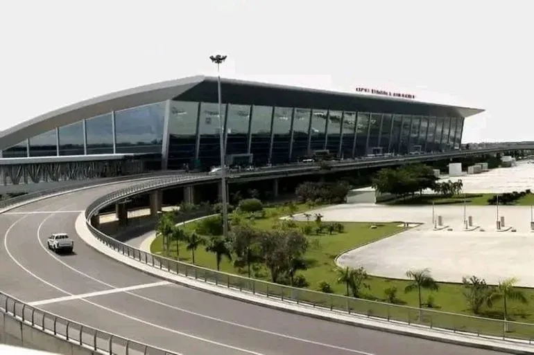 Aeroporto Internacional Dr. António Agostinho Neto integra-se plenamente na rede aérea global