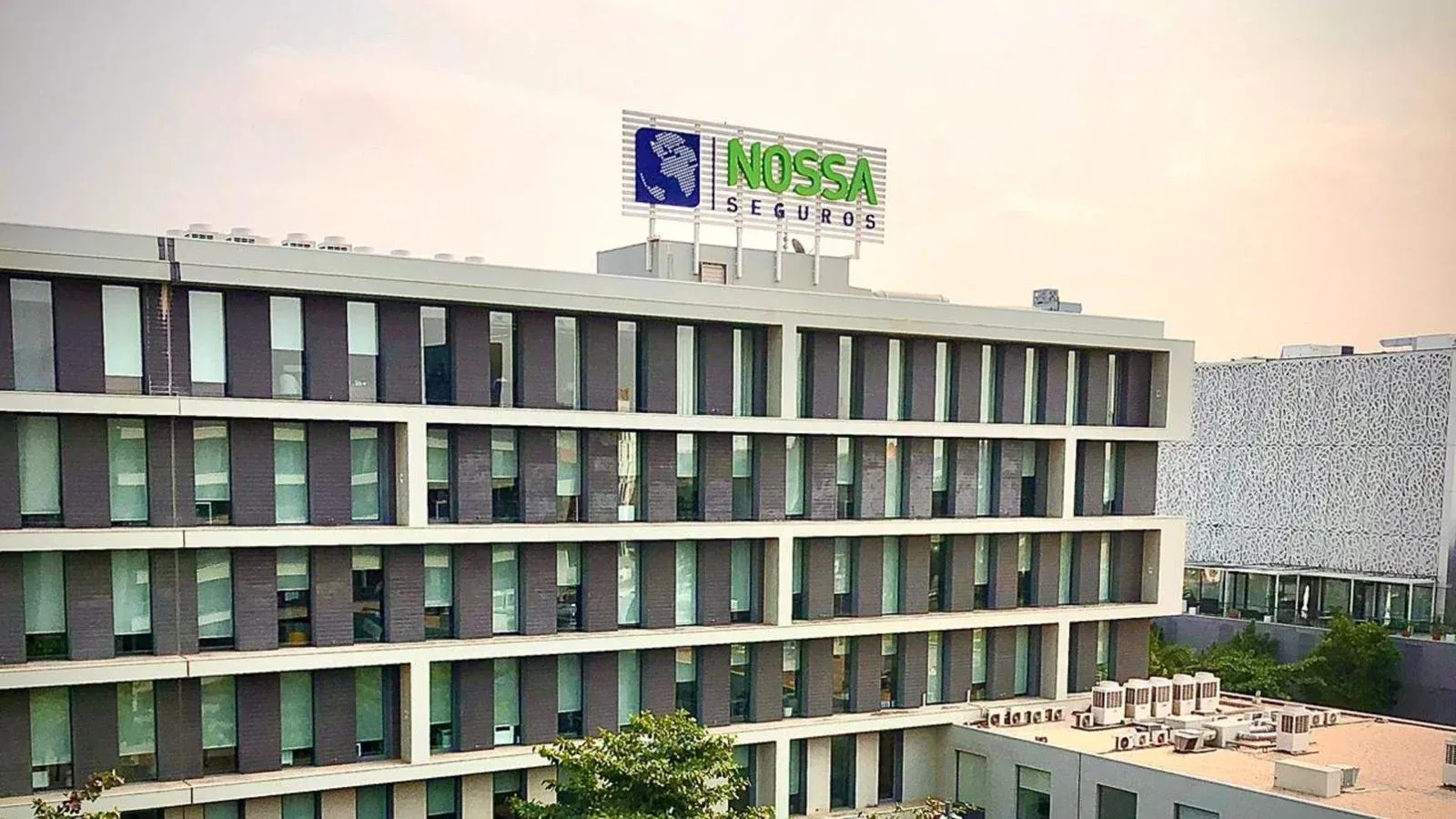 Nossa Seguros arrecadou 10 mil milhões de kwanzas em prémios