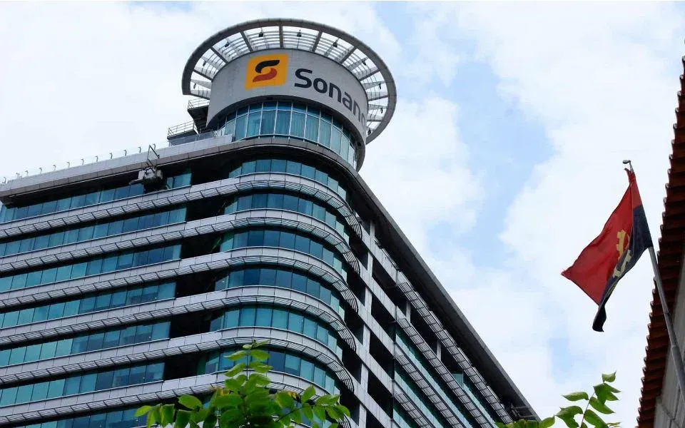 Sonangol obtém financiamento de 1,75 mil milhões de dólares para necessidades operacionais