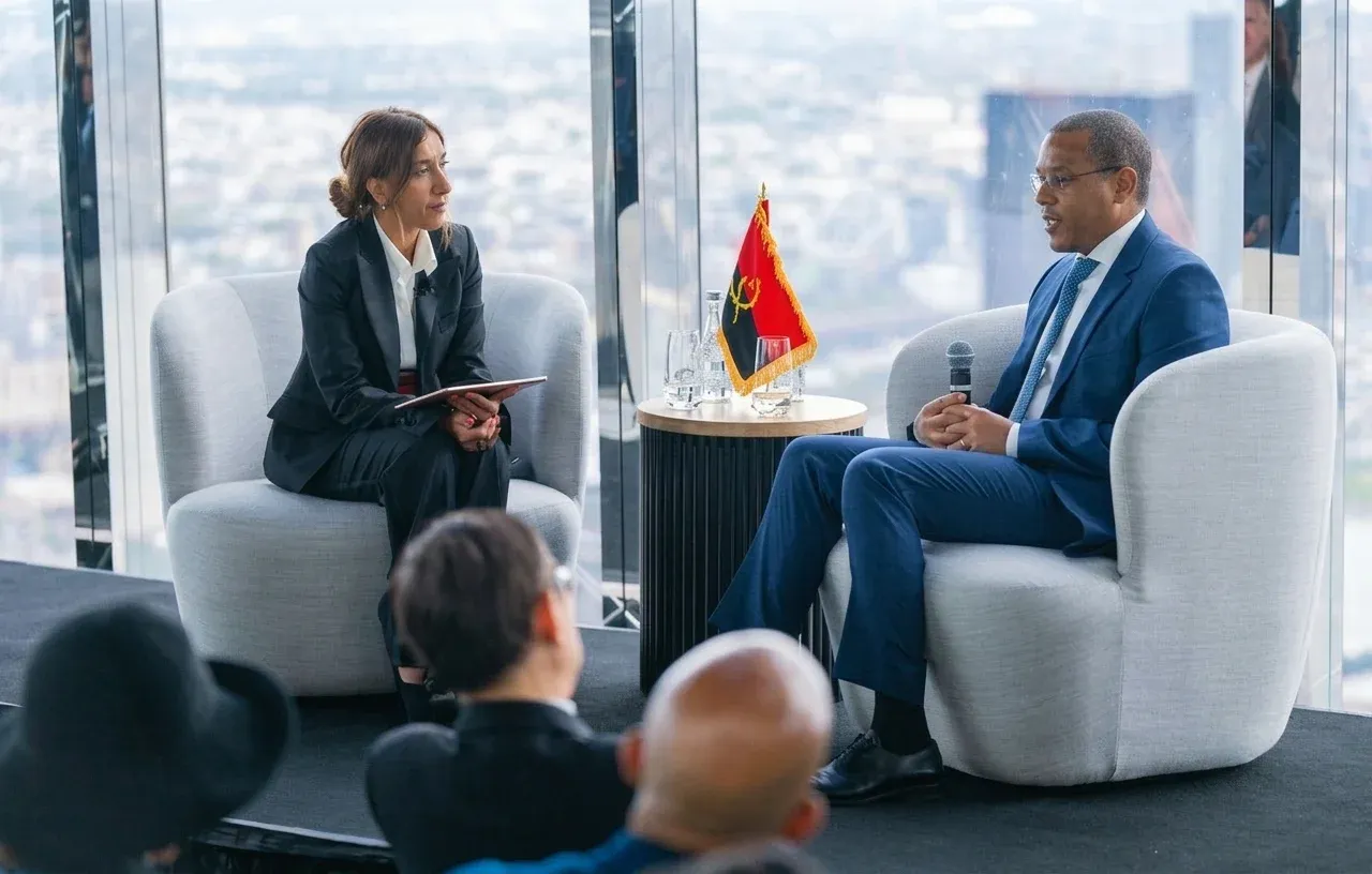 Angola vira a página do petróleo
