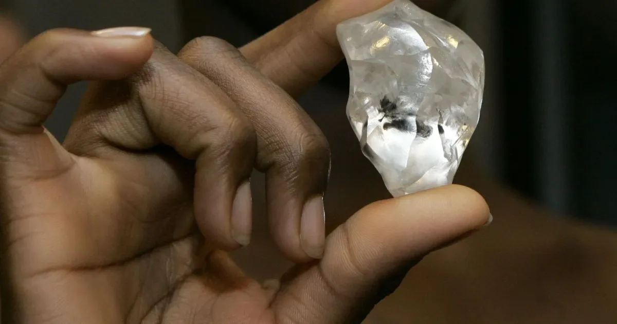 Angola assume liderança na produção de diamantes em África