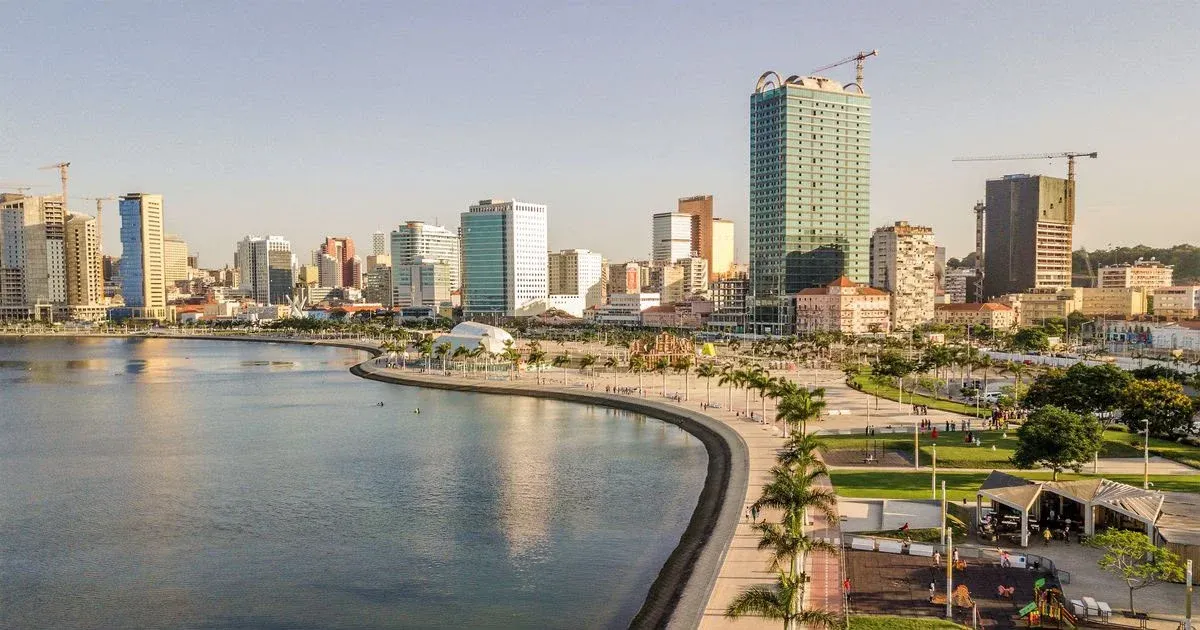 Angola volta à estaca zero no combate ao branqueamento de capitais