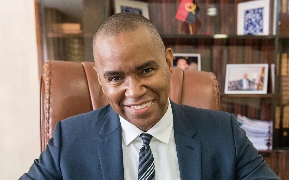 António Henriques da Silva (“Tony Dinguanza”) – Fundador e CEO do Grupo TOPSON SA