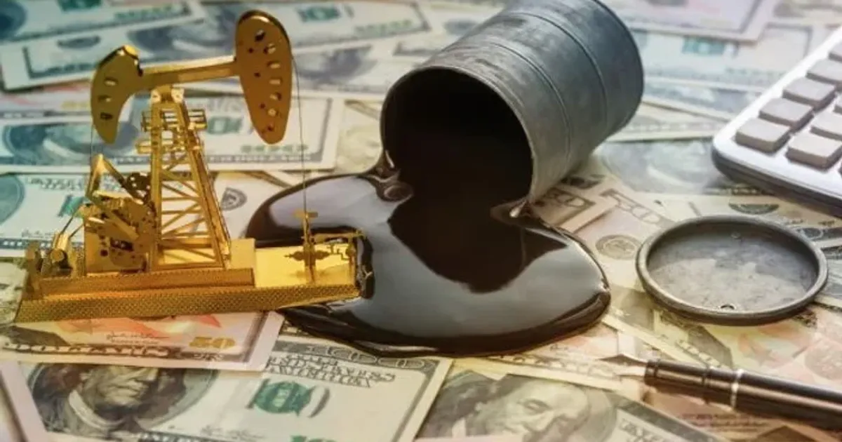 Petróleo brent para entrega em Dezembro baixa 0,49% para 65,62 dólares