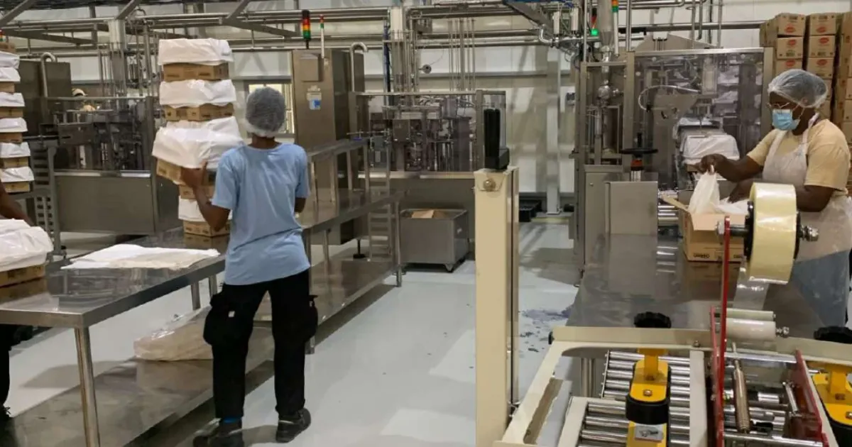 Carrinho apta para vender produtos alimentares aos Estados Unidos e à Europa