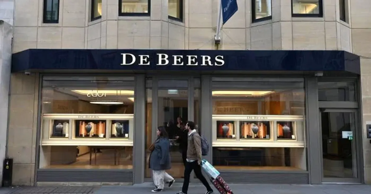 Angola quer adquirir 25% das acções da De Beers