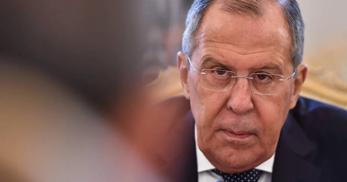 Rússia/Ucrânia: Kiev e Moscovo estão em "contacto directo" e a palavra "paz" faz parte das conversas, garante chefe da diplomacia russa