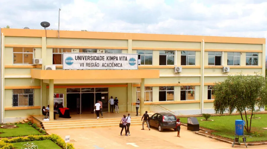 Universidade Kimpa Vita abre 48 vagas para docentes e investigadores científicos