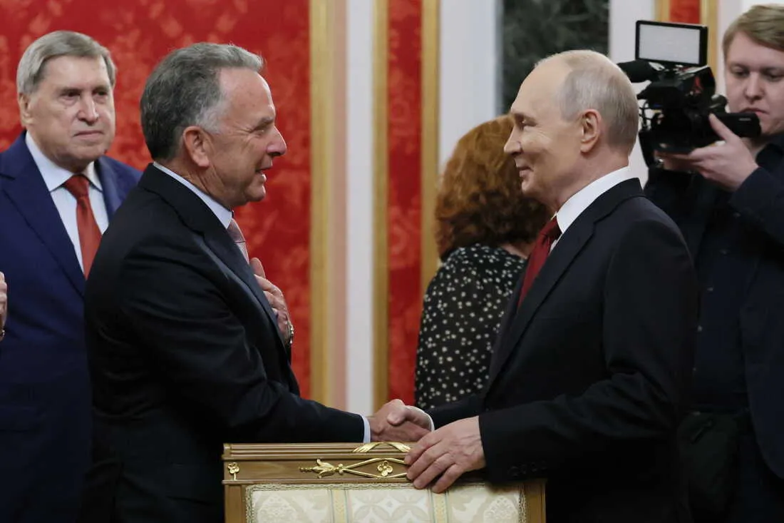 Putin propõe encontro com Trump e Xi Jinping na China em novembro, à margem de contactos sobre Ucrânia e Irão