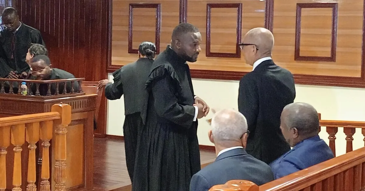 JES defendeu o seu legado presidencial e reclamou espaço na Justiça