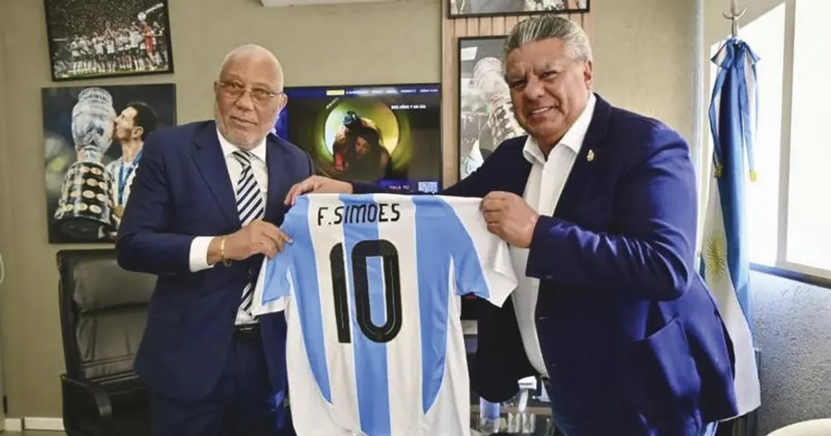 Analistas divergem sobre interferência política no desporto, uma semana antes da realização do jogo entre Angola e Argentina