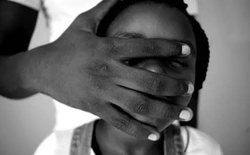 Cacuaco: Criança morre e outra fica ferida num incêndio em casa após alegada negligência parental, denuncia INAC